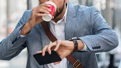 Was es bedeutet, wenn jemand ständig zu spät kommt: Eine unerwartete Antwort der Psychologin