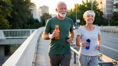 Mit 60+ werden 40-Jährige auf Sie neidisch: Dieses Training ist ideal für Pensionierte