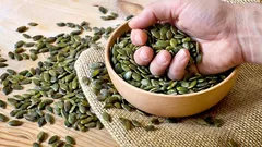 Was passiert, wenn man jeden Tag Kürbiskerne isst? Der Effekt überrascht